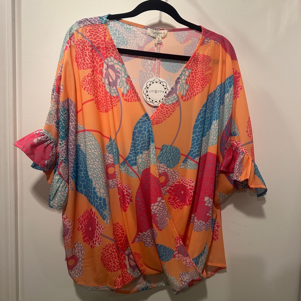 Umgee NEW Vibrant Floral Blouse in Orange, Pink and Teal - 1X